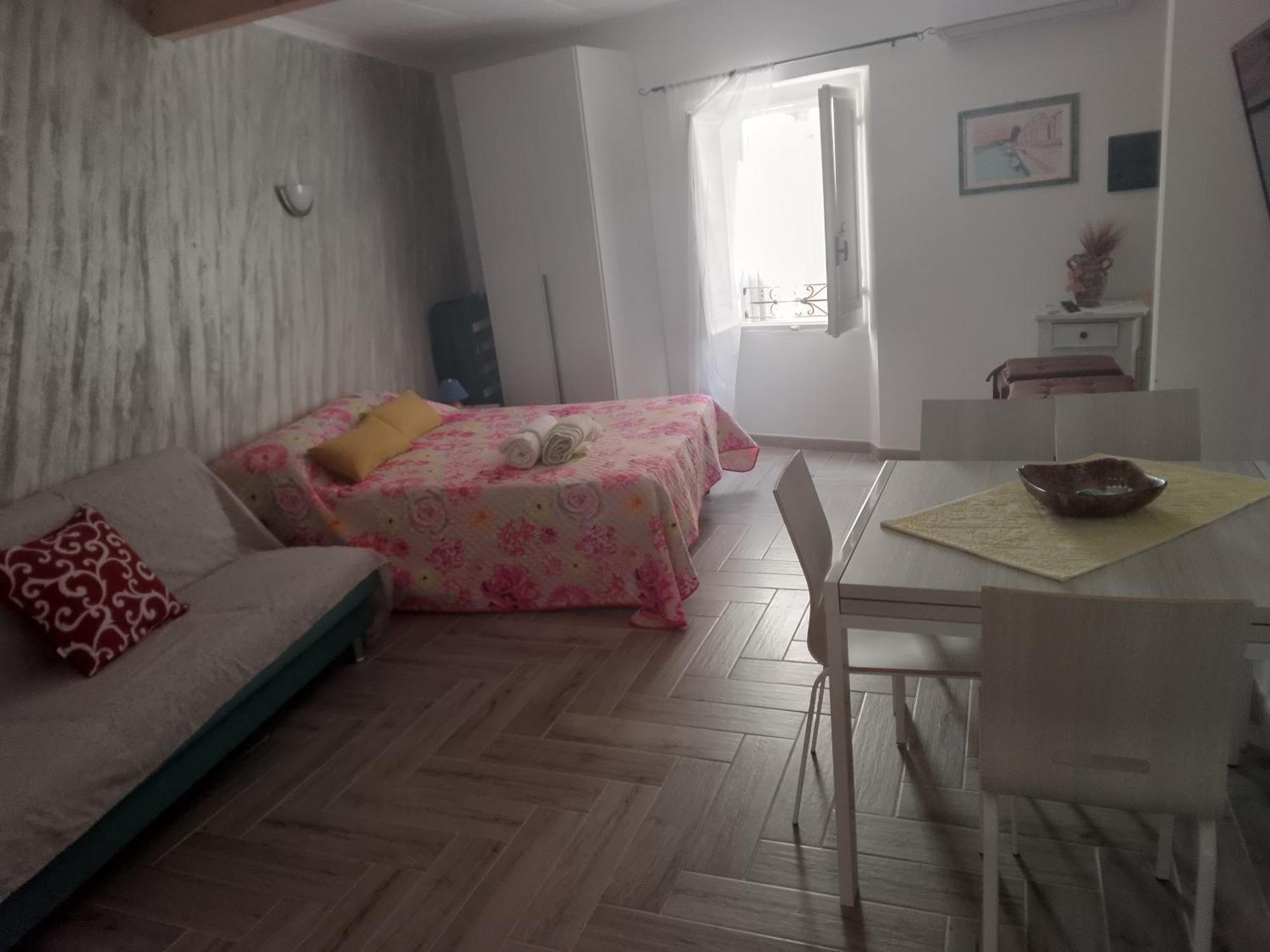 Casa Vacanze Su Sorighe. Bosa Eksteriør billede