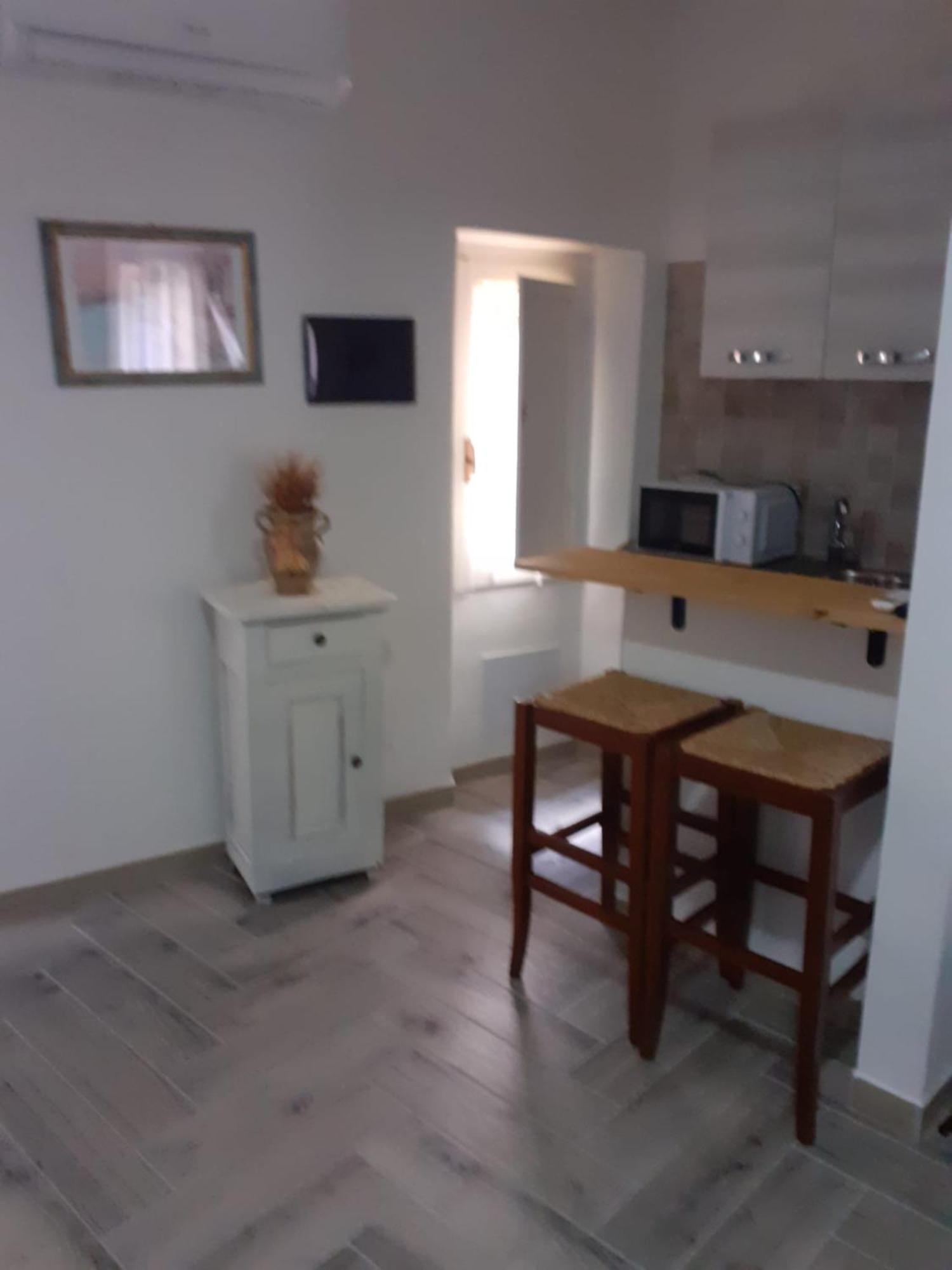 Casa Vacanze Su Sorighe. Bosa Eksteriør billede